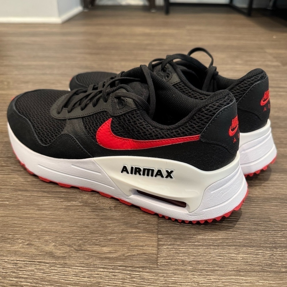 NIKE AIR MAX SYSTM black/white/red Sz 10.5 - Picture 2 of 6